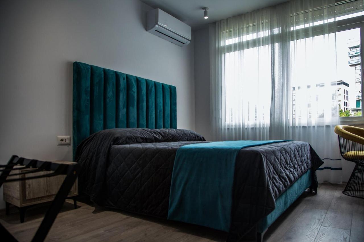 Lucas Central Premium Studios Tiranë Eksteriør bilde