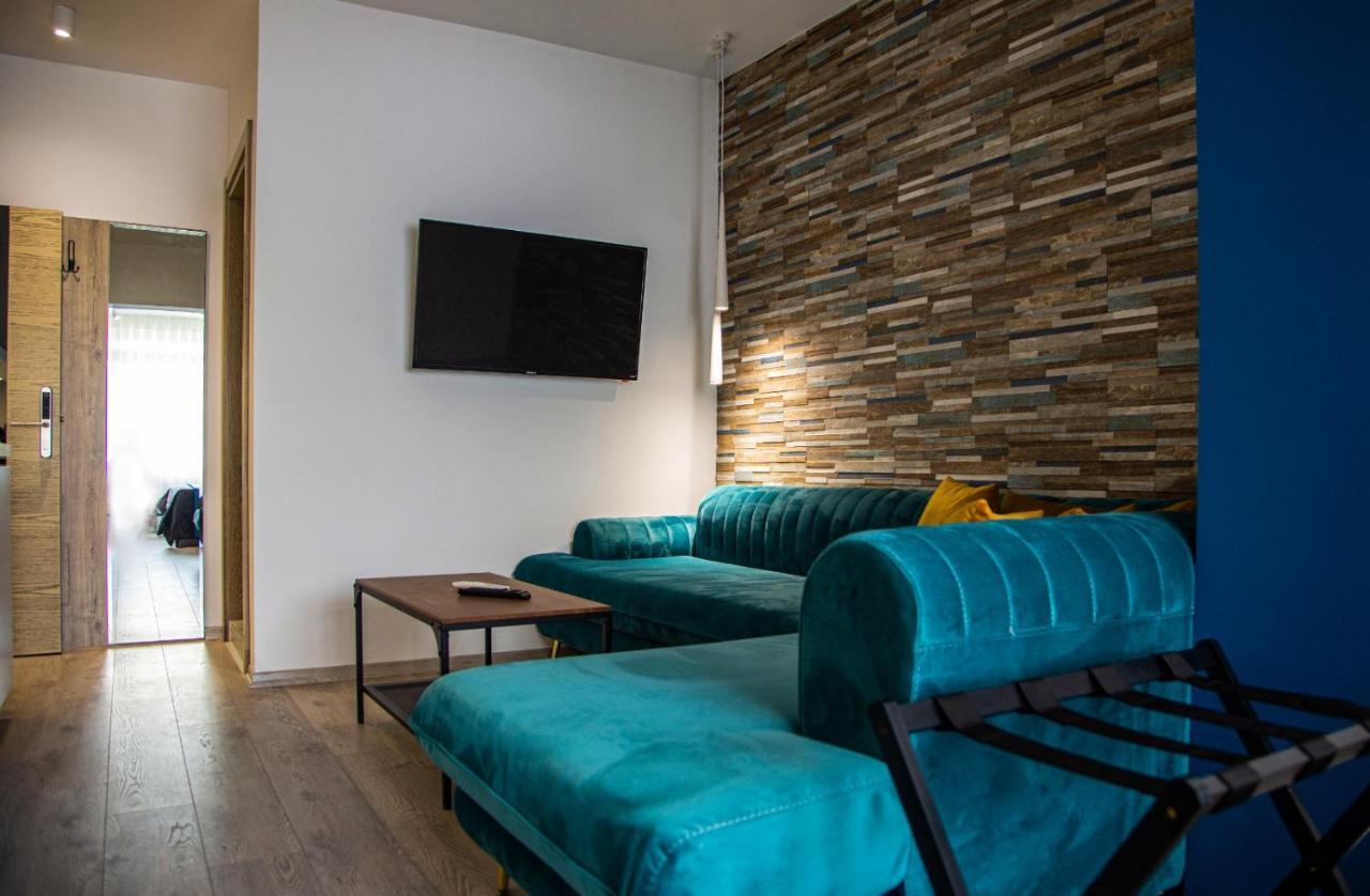 Lucas Central Premium Studios Tiranë Eksteriør bilde